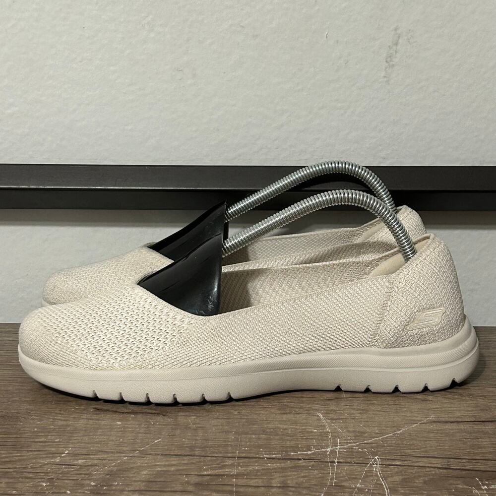 Skechers Goga Mat Women’s Slip-On Shoes Size 9.5 White